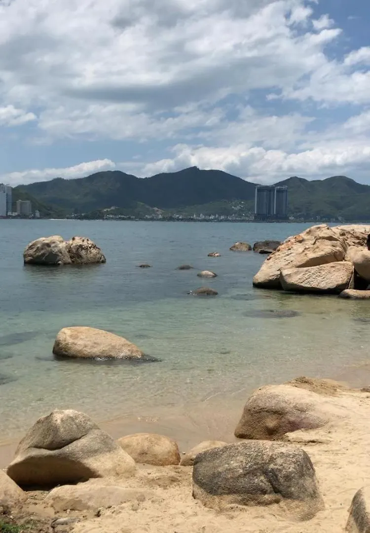 Appartement Muong Thanh Vien Trieu 50 M De La Plage Hon Chong Nha Trang Apartman